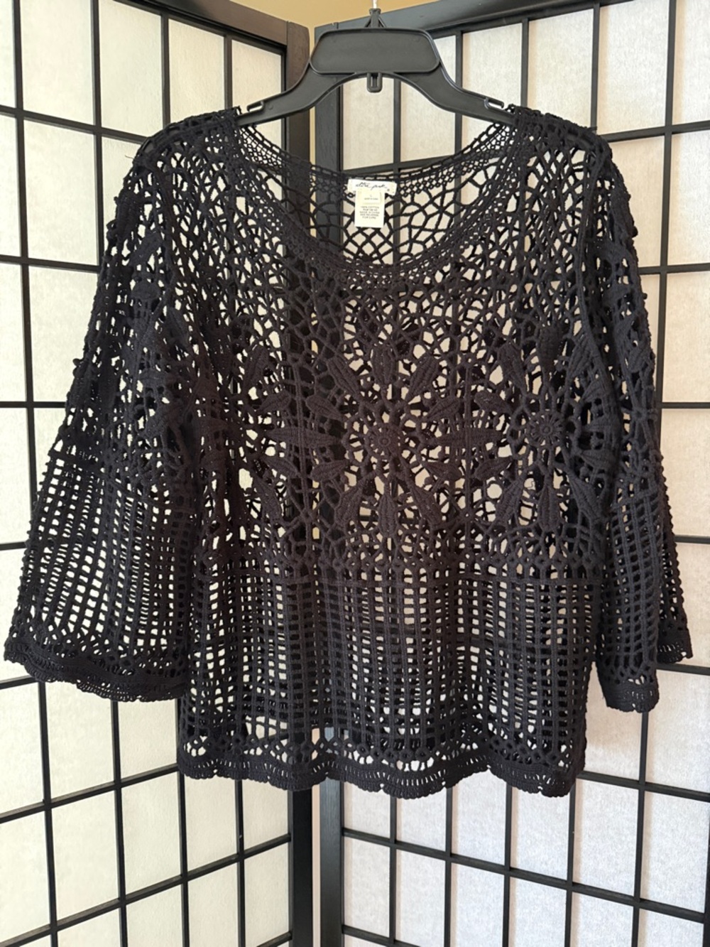 Ultra Pink Black Crochet Lace  Top Size Leaving